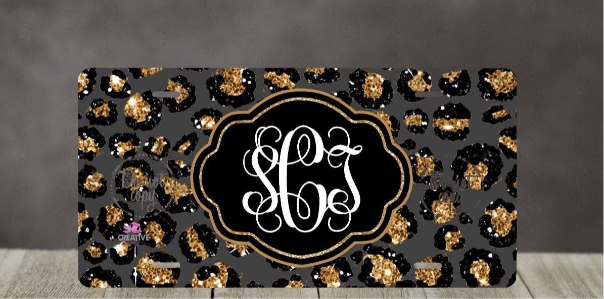 MONOGRAM TAG