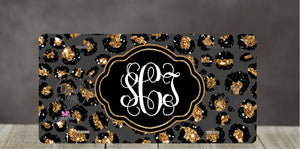 MONOGRAM TAG